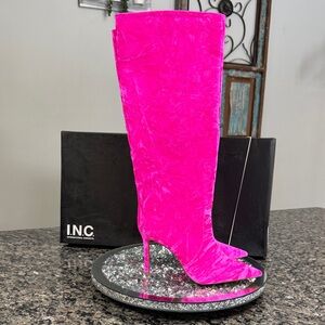 INC International Concepts Havana Fushis Pink velvet Heeled Boots NEW 5.5